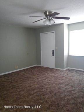 Building Photo - 700 S Townley Dr
