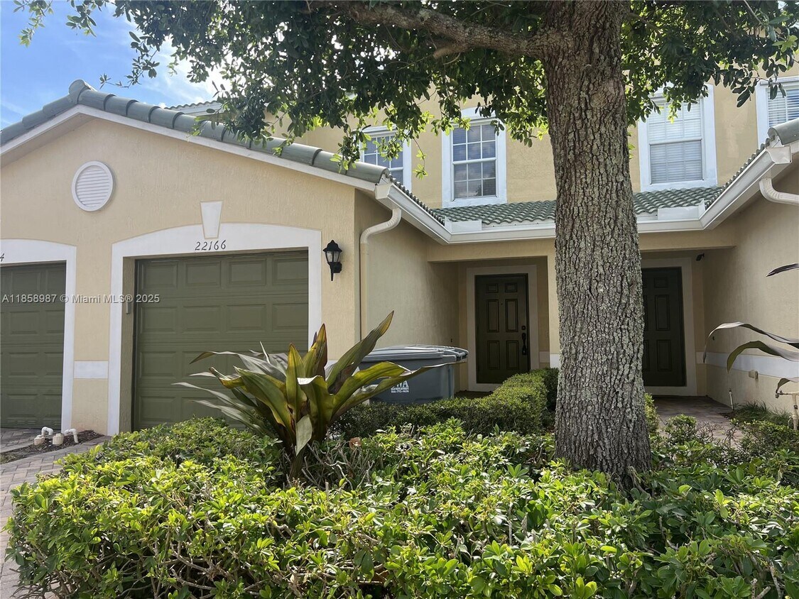 Foto principal - 22166 Majestic Woods Way