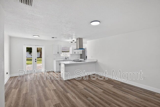 Foto del edificio - 1098 Leeway Ct