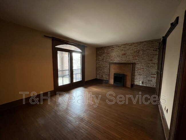 Foto del edificio - 1827 N Talbott St