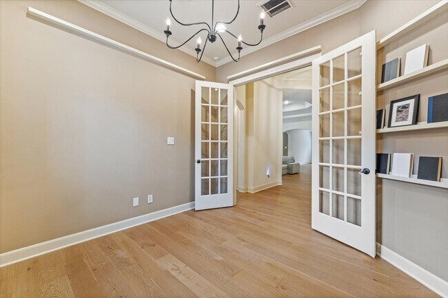 Foto del edificio - 28331 Hollow Springs Ln