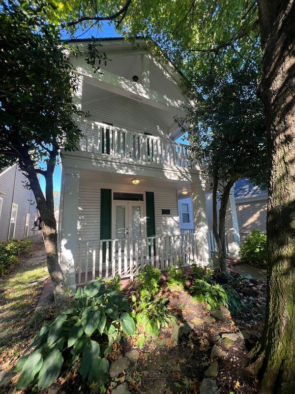 Building Photo - 1221 Misty Isle Dr