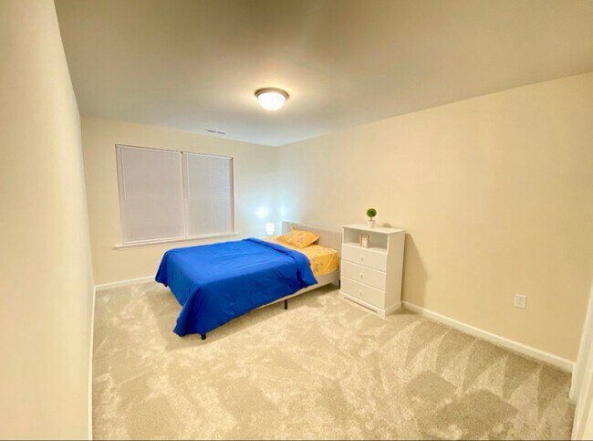 Foto del edificio - 5612 Preveza Pl