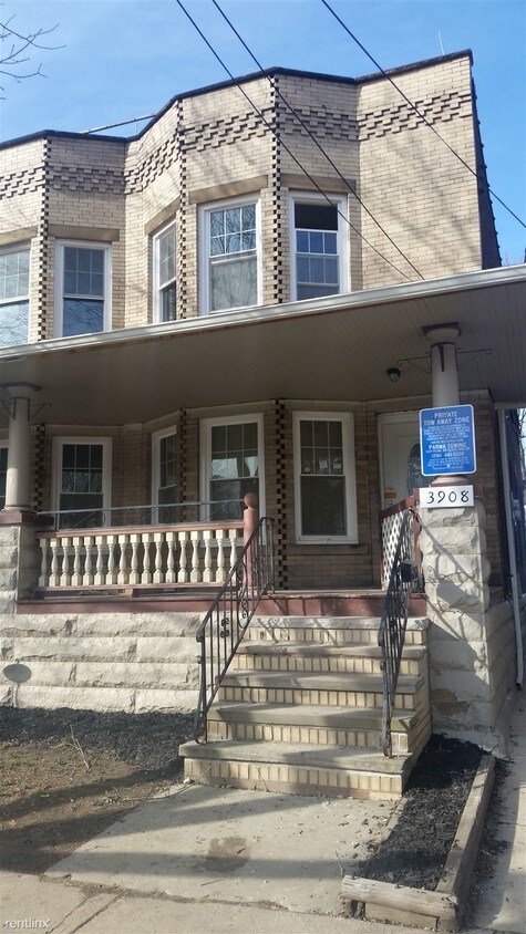 Foto principal - 3908 Woburn Ave
