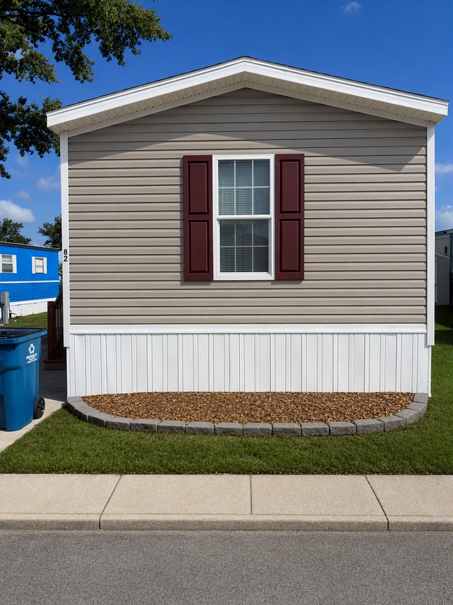 Building Photo - 333 E Lakewood Blvd