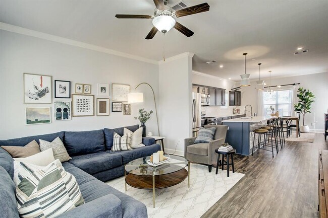 Foto del edificio - 1018 Hillstar St