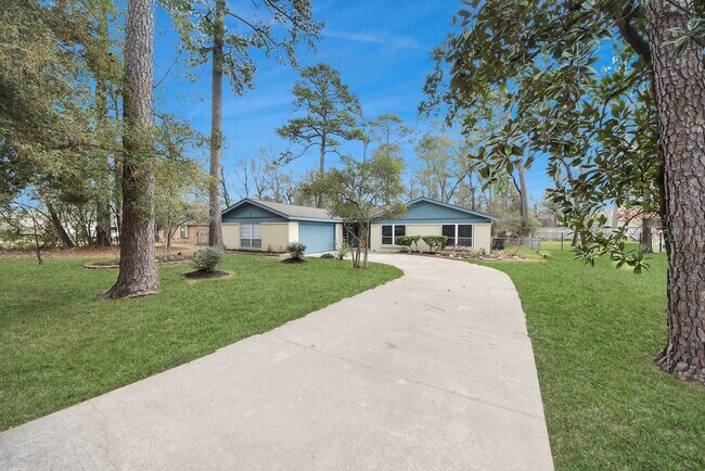 Foto del edificio - 26206 Maplewood Dr