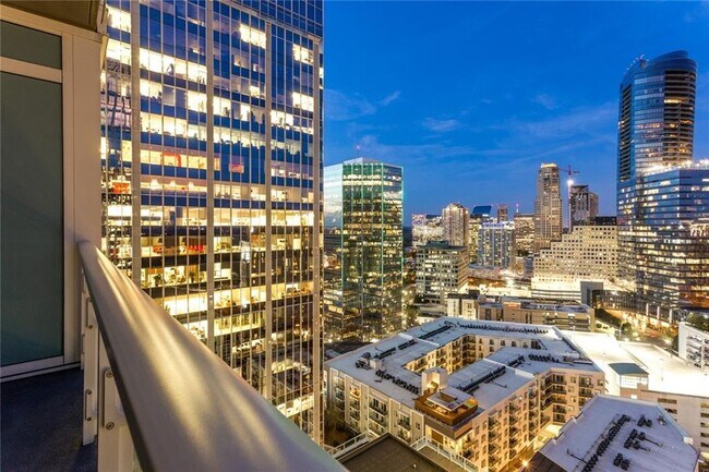 Foto del edificio - 3325 Piedmont Rd NE