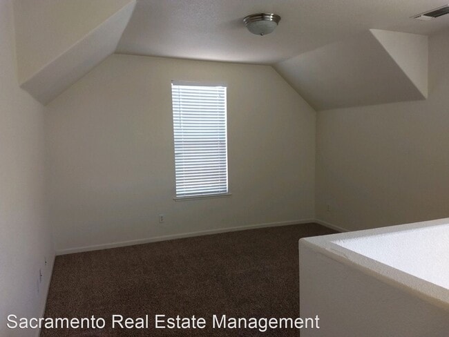 Building Photo - 4 br, 3 bath House - 867 Keely Drive
