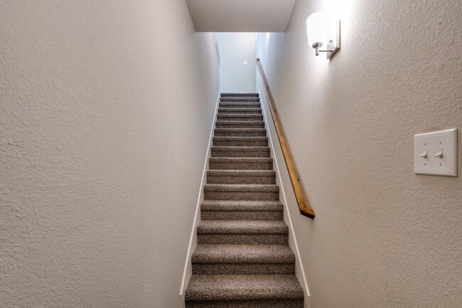 Building Photo - GORGEOUS 2 BEDROOM FOUR PLEX LOCATED IN MIDLOTHIAN ISD!