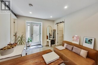Building Photo - 219 Quebec Ave