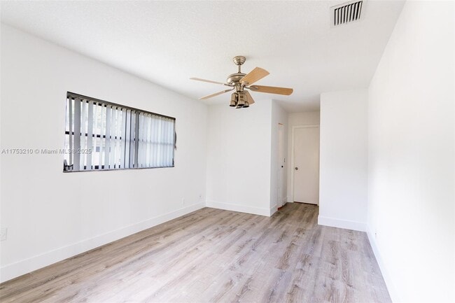 Building Photo - 6351 Moonstone Way