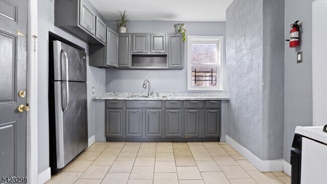 Foto del edificio - 126 N 14th St