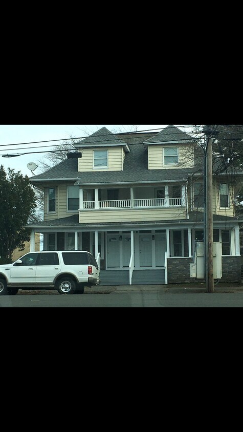 Building Photo - 1208 Noble Ave