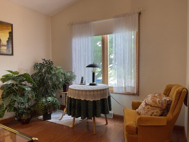 Foto del edificio - 2033 Monteford Ct