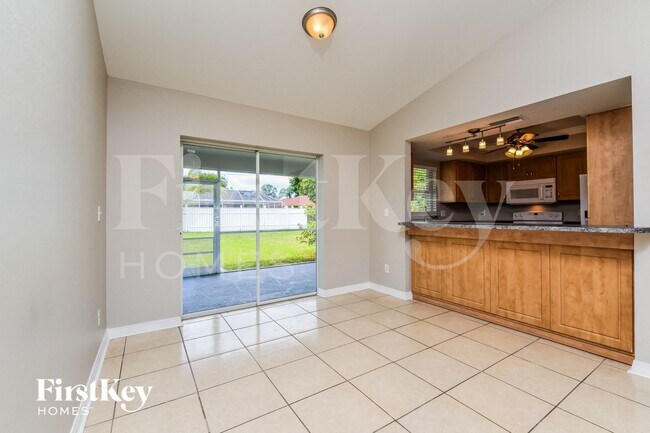 Foto del edificio - 2918 SE 8th Pl