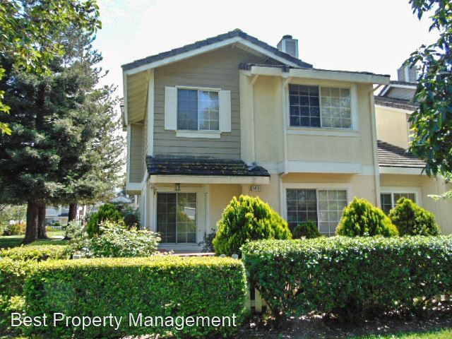 Primary Photo - 2 br, 2.5 bath House - 34701 Woodhue Terrace