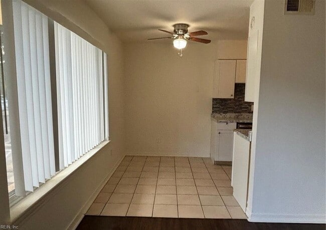 Foto del edificio - 815 Sandy Ct