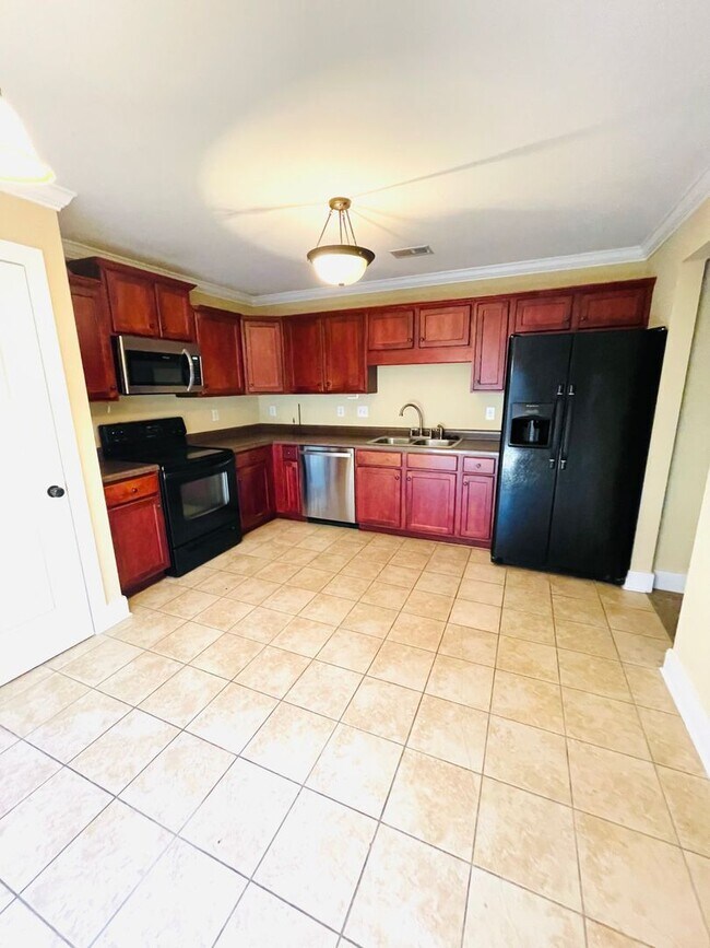 Foto del edificio - **3 Bed 2 Bath With a Garage In Park Lake*...