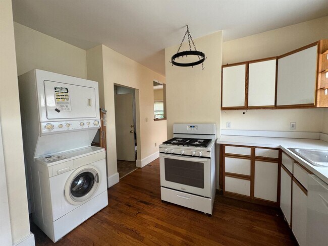 Foto del edificio - 13 Dickinson St