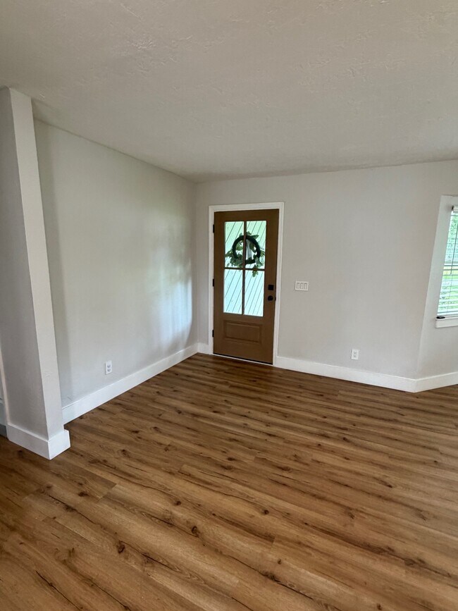 Building Photo - 2286 Swoope Dr