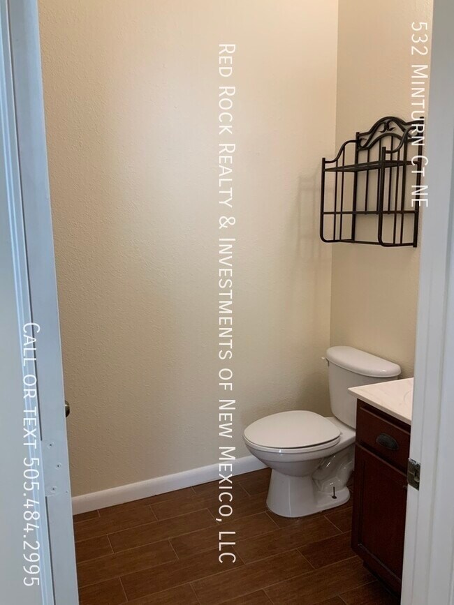 Building Photo - Nice 5 bedroom in Rio Rancho!