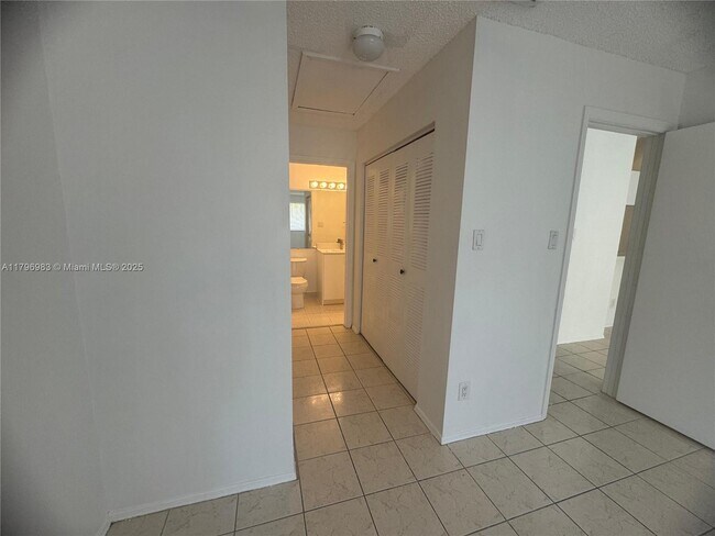 Foto del edificio - 15770 SW 106th Terrace