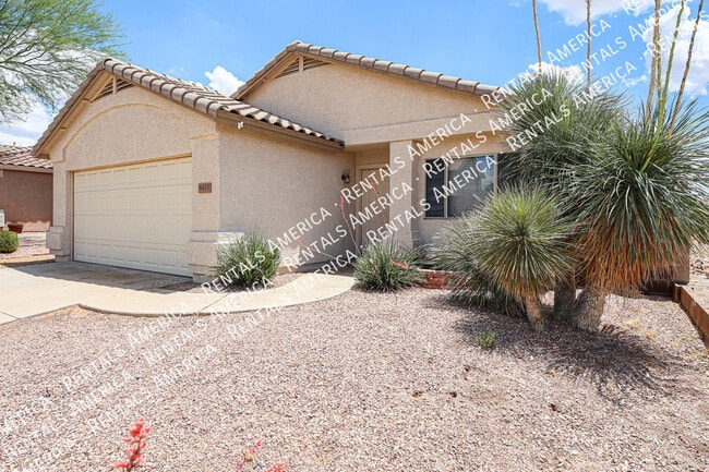 Foto del edificio - 6437 W Saddlehorn Rd