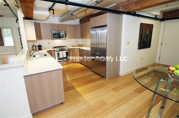 Foto del edificio - 21 Cottage Park Ave
