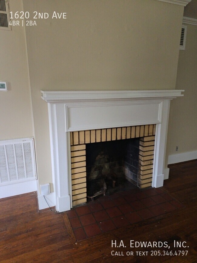 Foto del edificio - 1620 2nd Ave