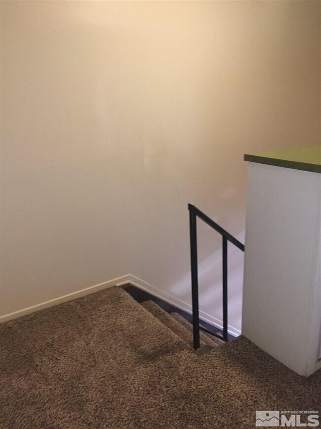 Foto del edificio - 3545 Willow Hills Cir