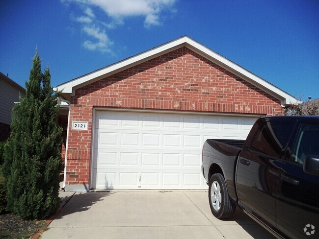 Building Photo - 2121 Ingrid Ln