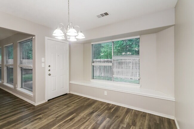 Foto del edificio - 3352 Jessica Ct