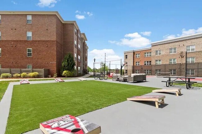 Foto del edificio - 680 6th Ave NE