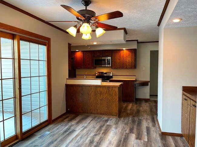 Foto del edificio - 1102 Sheridan Ct