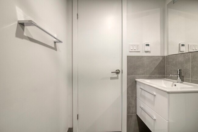 Photo du bâtiment - 1975 Maisonneuve Blvd W