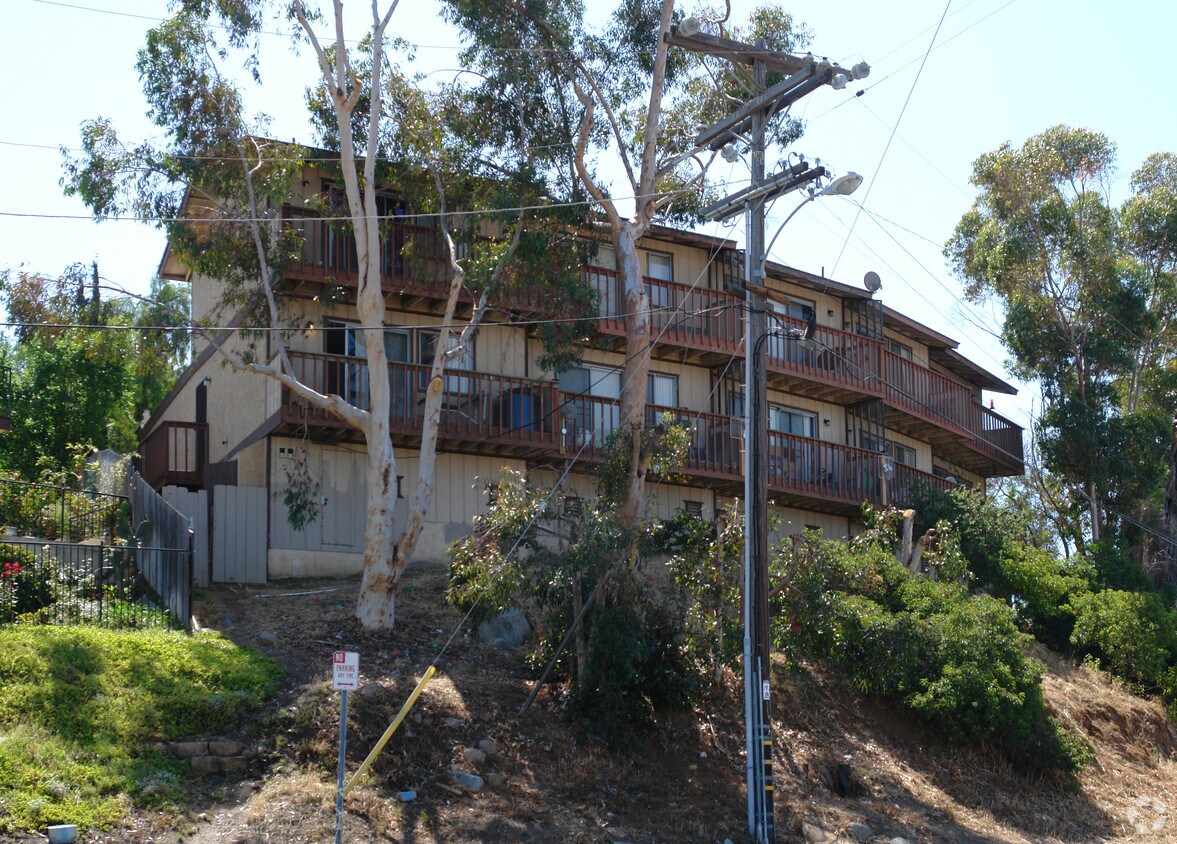 Foto del edificio - 216 The Circle