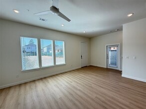 Building Photo - 33200 Forest W St