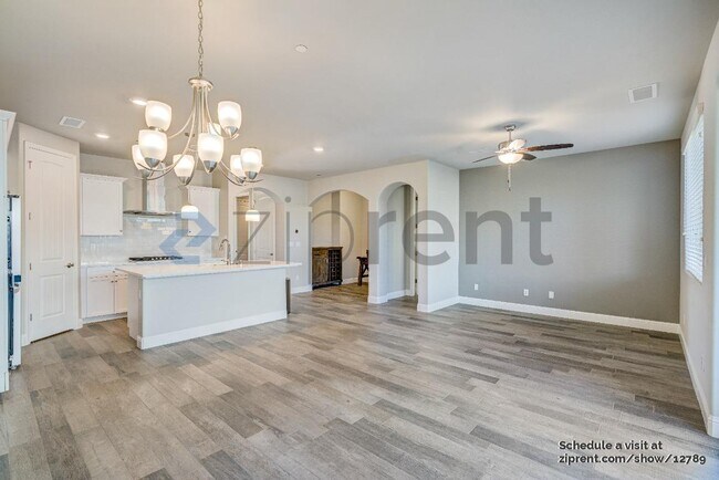 Foto del edificio - 1350 E Via Sentieri Dr