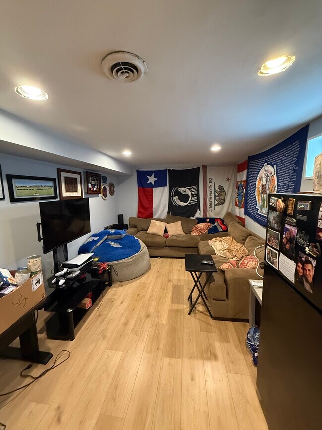 Foto del edificio - 5114 19th Rd N