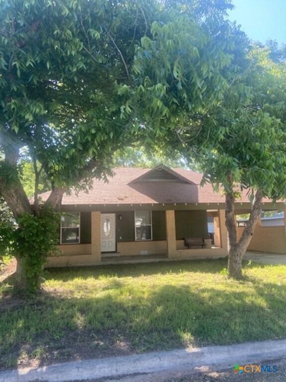 Foto principal - 615 S Laurel Ave