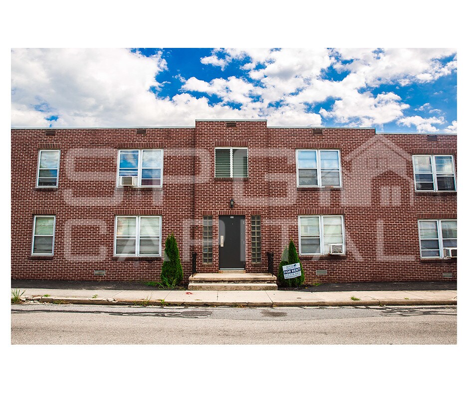 300304 W Walnut St Unit 4, Hanover, PA 17331 Apartment for Rent in