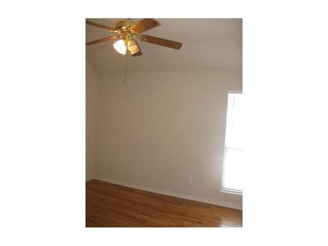 Building Photo - 1313 Sunderland Ct