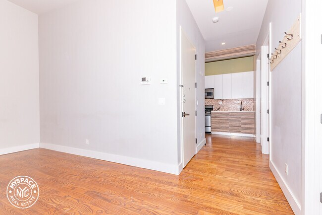 Building Photo - 377 Onderdonk Ave
