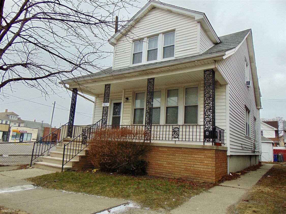 2 br, 1 bath - 3827 Trowbridge St Apt A - 2 br, 1 bath  - 3827 Trowbridge St Apt A