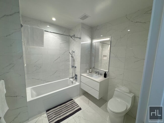 Building Photo - East 44th Street