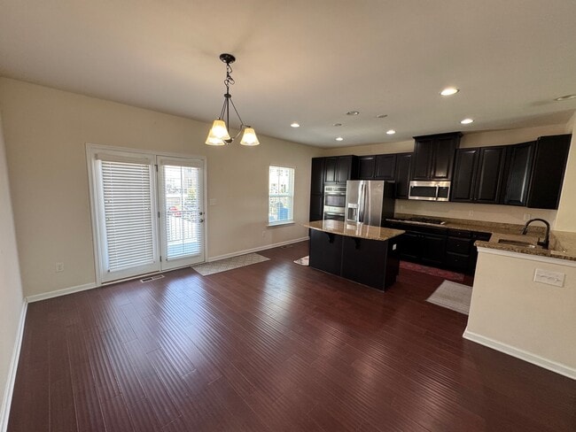 Building Photo - 5645 Freewill Ln