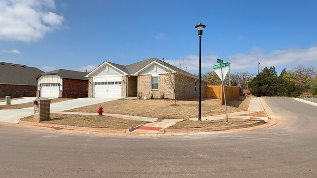 Building Photo - Brand New Construction 3 Bedroom 2 Bathroo...