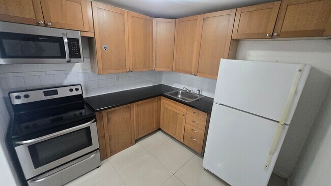 Foto del edificio - 15221 NE 6th Ave