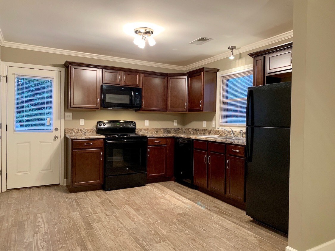 Foto principal - 455 Circle Dr